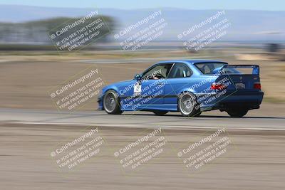 media/Oct-04-2025-OnGrid (Sat) [[44bd565ffa]]/Blue Group/Grapevine/